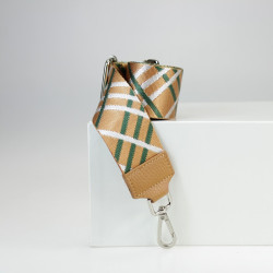 Shoulder strap in patterned fabric